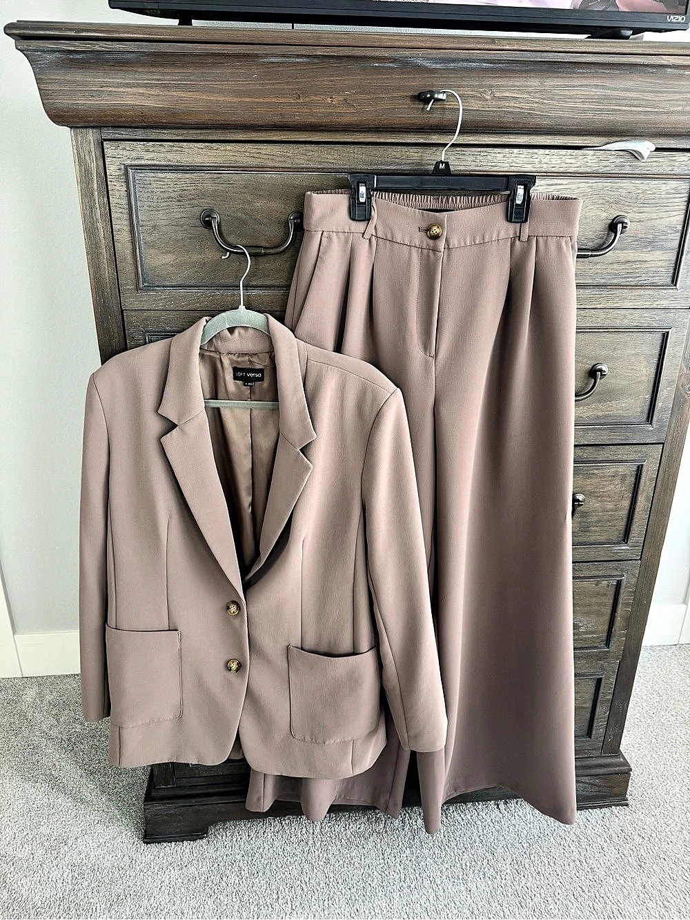 Loft Vera Women's Pantsuit in Tan Size 8 Jacket and 10 tall Pants. Like New